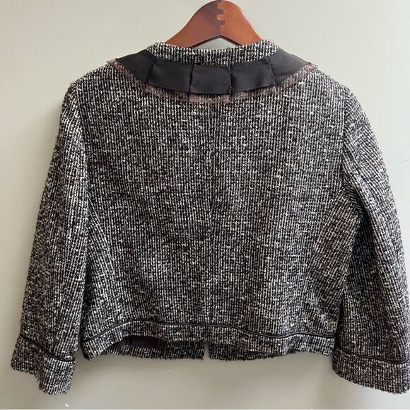 Talbots cropped Tweed Jacket with brown Accents. Size 10 - Picture 4 of 7